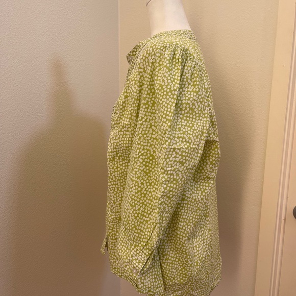 St. John's Bay Green Puff Sleeve Mandarin Collar Top - Picture 4 of 7